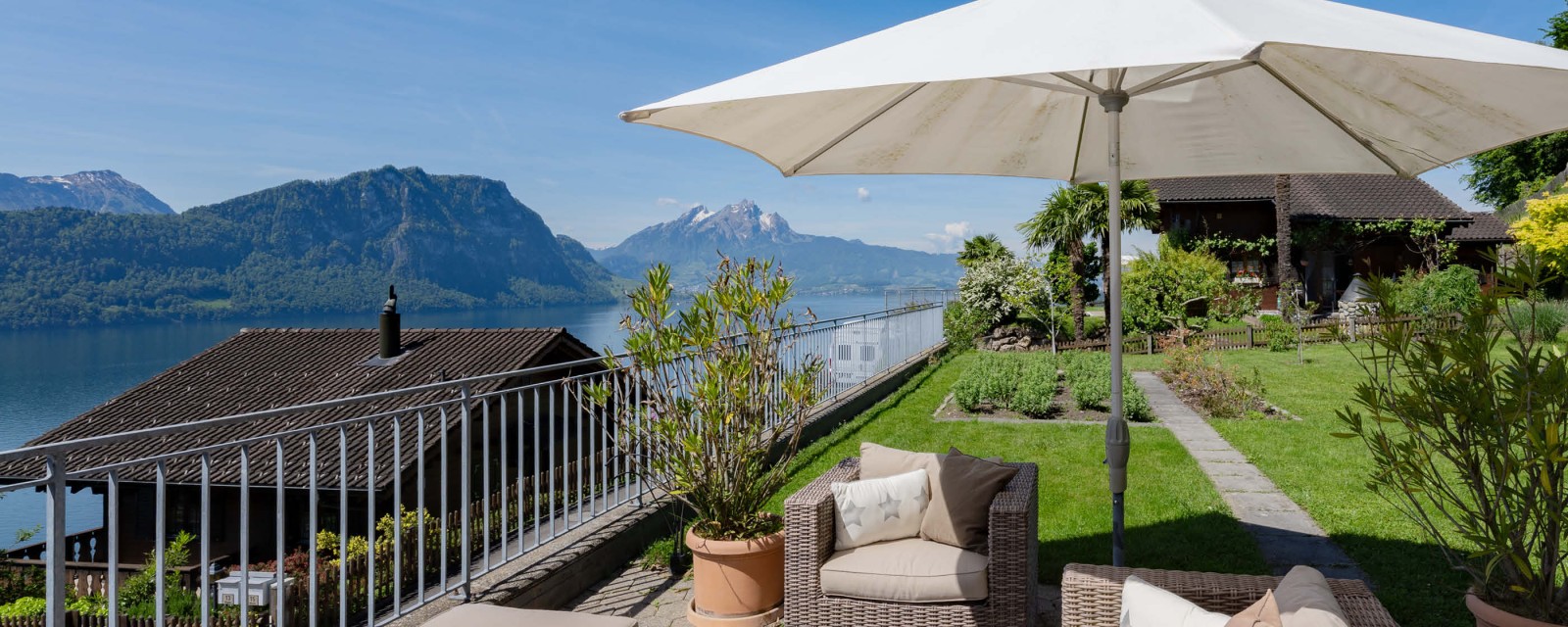 lu_luzern_weggis_jardin-au-lac_eigentumswohnung-mit-privatgarten_david-hauptmann_nobilis-estate_4.jpg